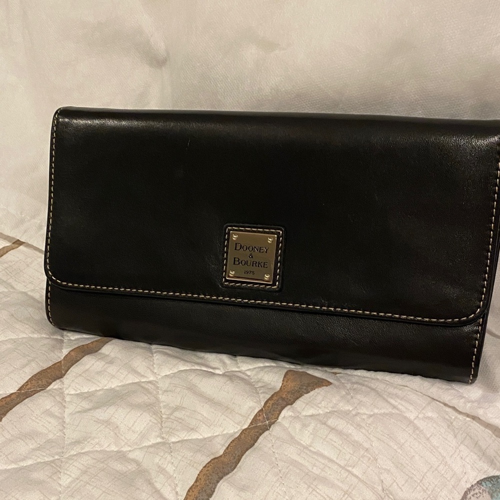 Dooney & Bourke Black Leather Clutch/Crossbody